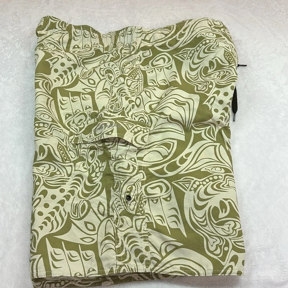 Eddie Bauer 10” inseam
